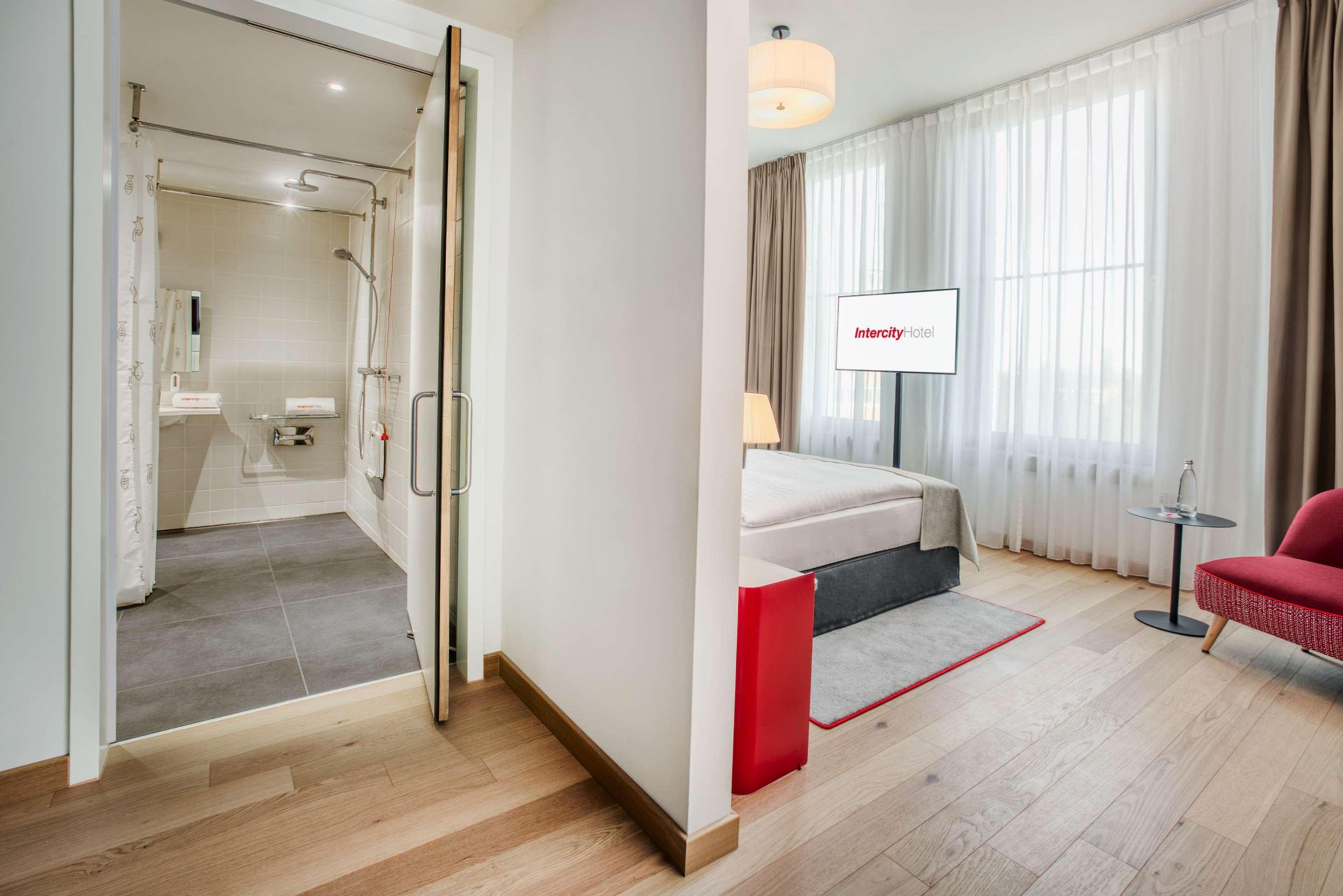 Intercityhotel Hamburg-Barmbek Exterior photo