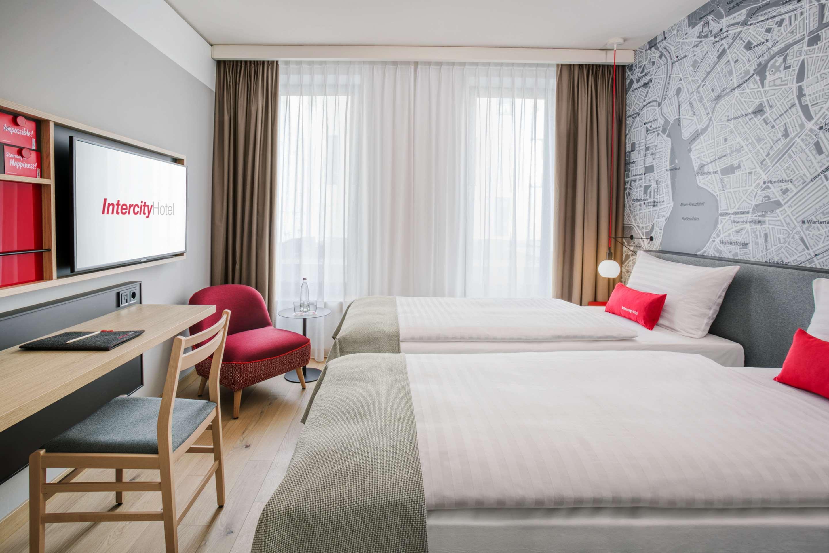 Intercityhotel Hamburg-Barmbek Exterior photo